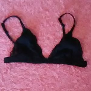 BOGO Black bra bundle!